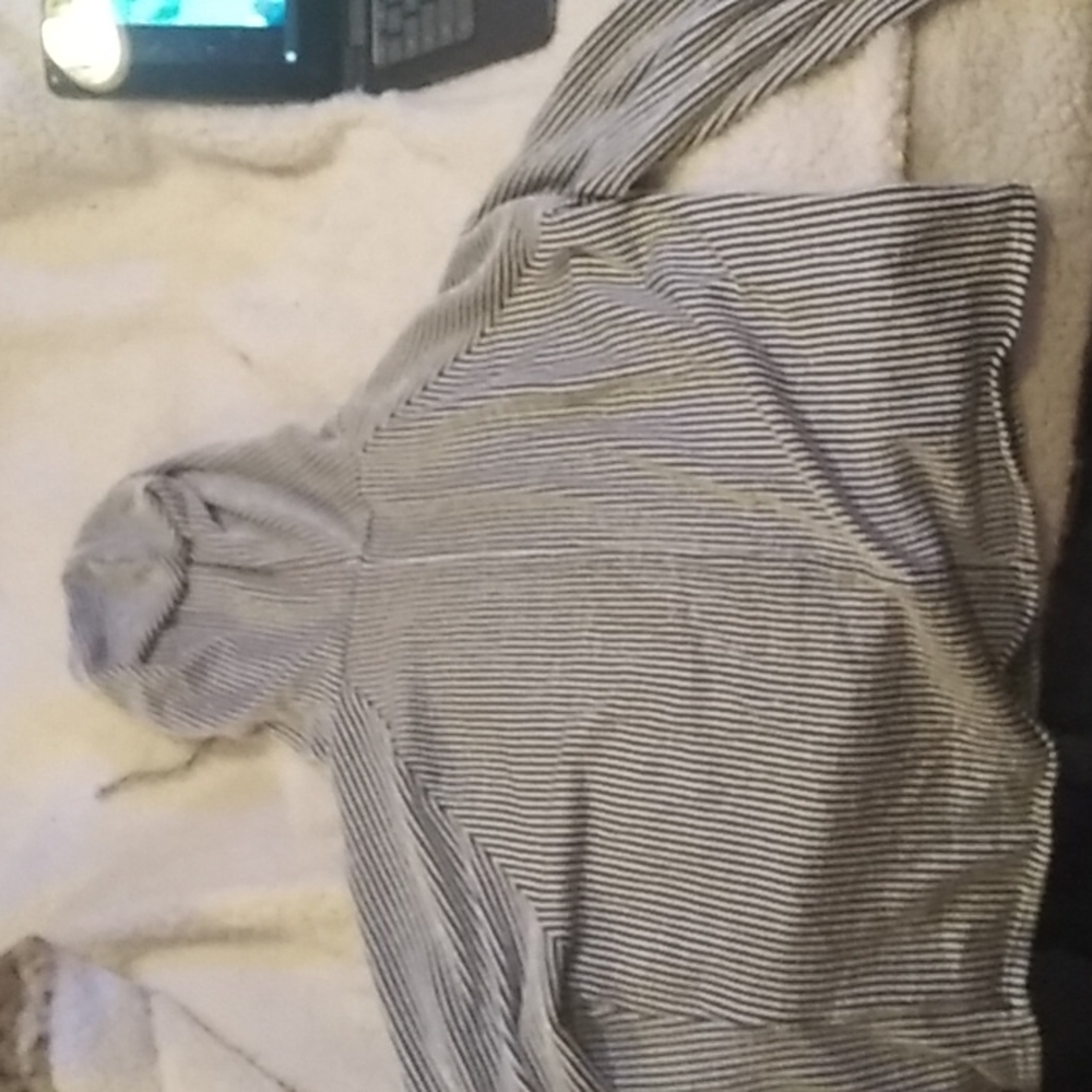 Sweater - Picture 3 of 3
